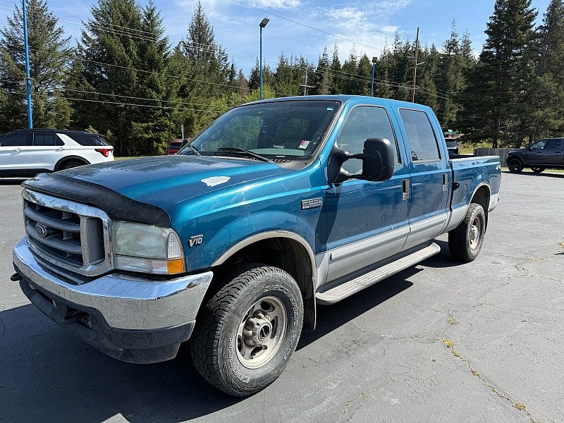 2002 Ford Super Duty F-250 XL in Blue — front three-quarter view
